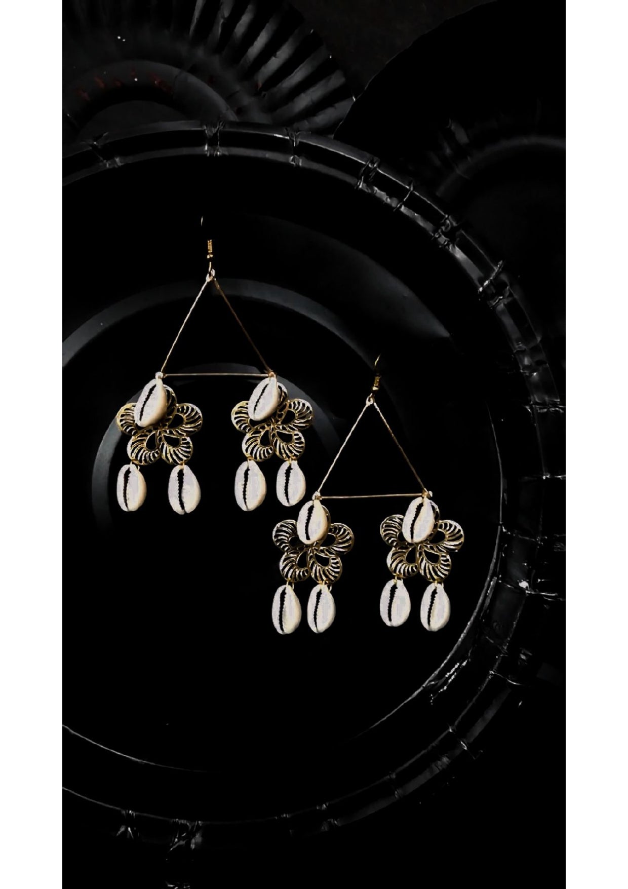Shell Blossom Earring